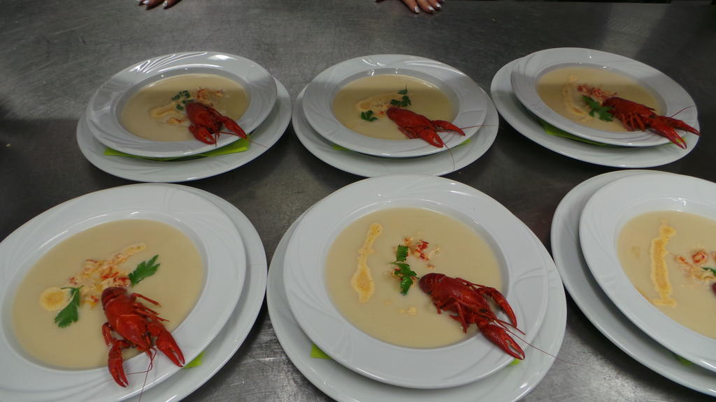 Rhoenblick Landhotel - Restaurant - Countrypub Petersberg  Luaran gambar
