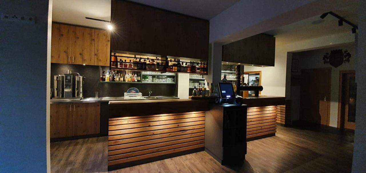 Rhoenblick Landhotel - Restaurant - Countrypub Petersberg  Luaran gambar