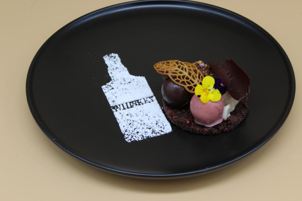 Rhoenblick Landhotel - Restaurant - Countrypub Petersberg  Luaran gambar