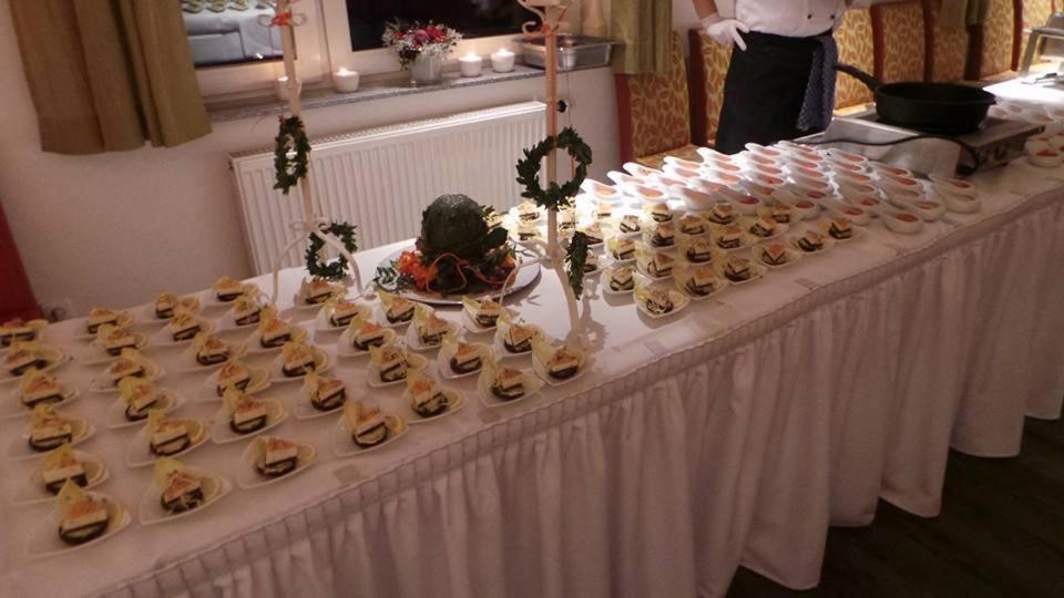 Rhoenblick Landhotel - Restaurant - Countrypub Petersberg  Luaran gambar